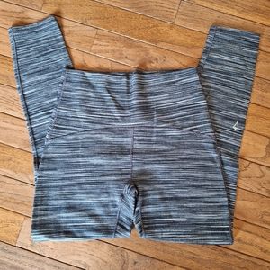 Ivivva by Lululemon full-length leggings. Size 12 girls. Never worn.